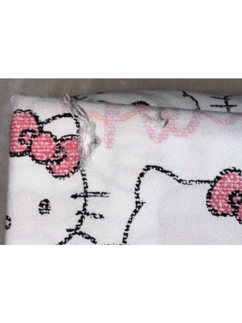 NWT POTTERY BARN TEEN Hello Kitty Pink Queen Sheet Set Pillowcases Flaw